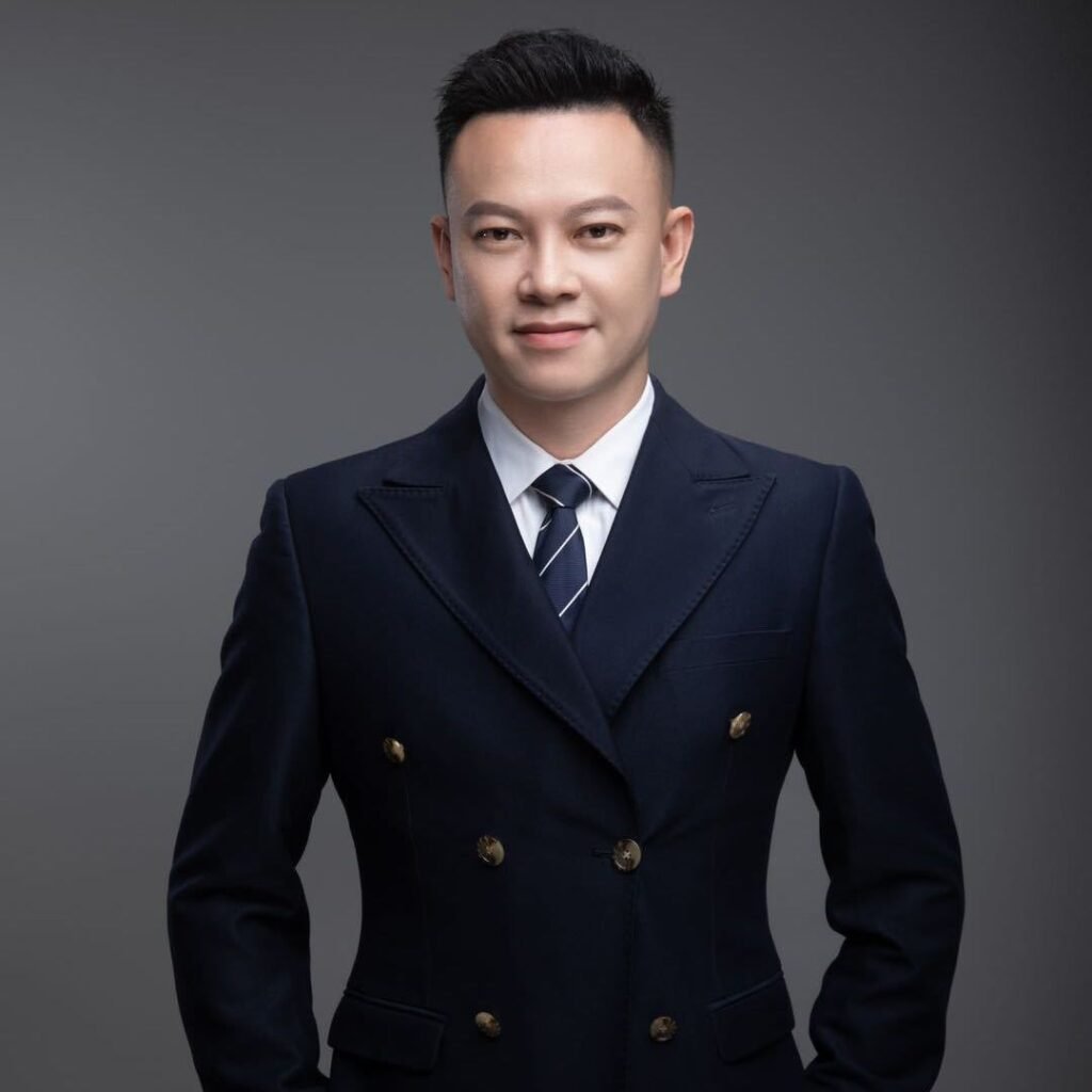 Tony-Design Director